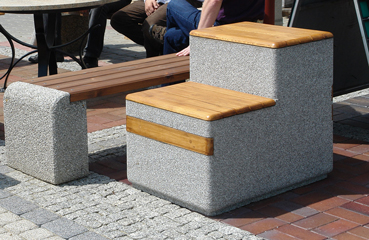 Siedzisko Largo deco oraz inne produkty wykonane w technologii betonu płukanego.